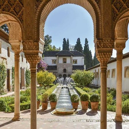 Alojamiento Camino De Ronda Con Parking Granada Ngoại thất bức ảnh